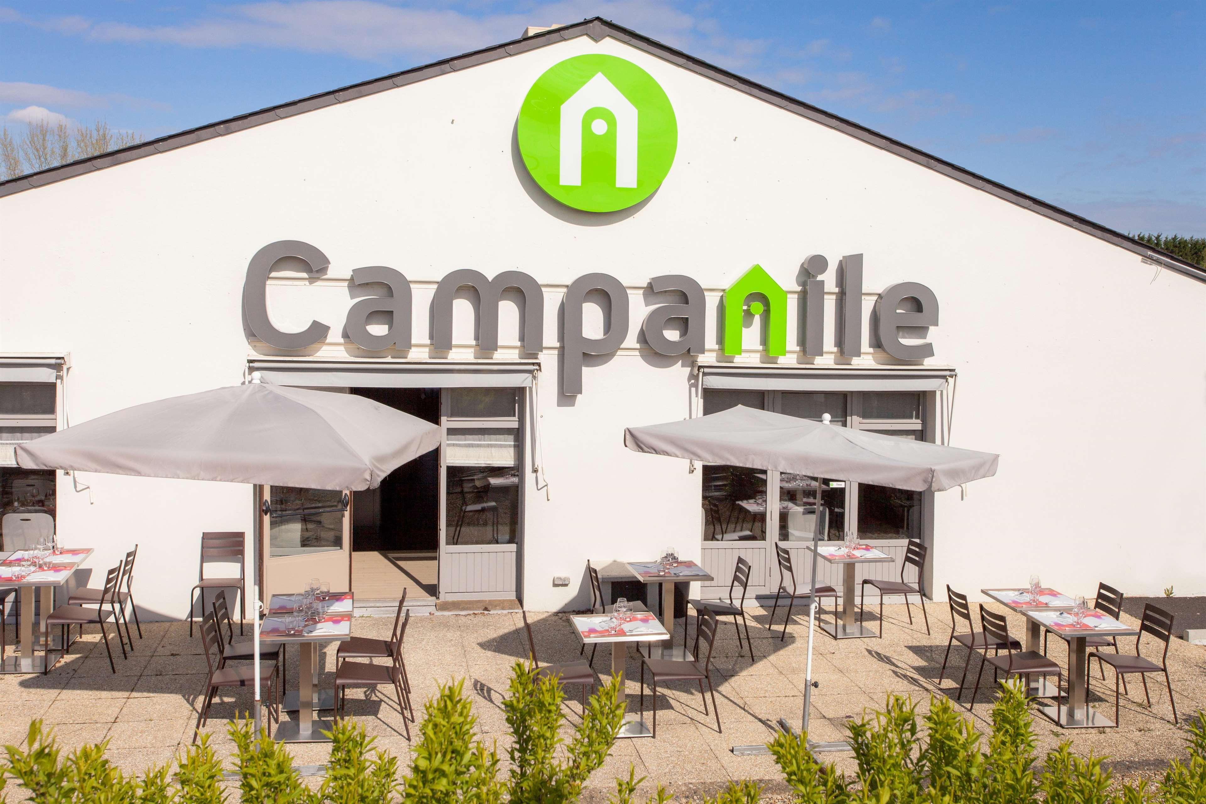 Campanile Poitiers Hotell Exteriör bild
